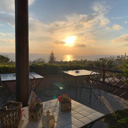 La Terrazzina Sul Tramonto Bed & Breakfast Forio di Ischia Exterior foto