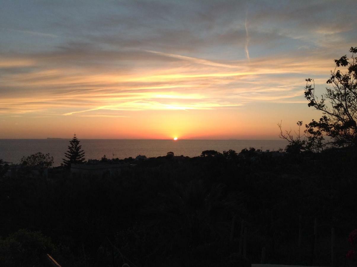 La Terrazzina Sul Tramonto Bed & Breakfast Forio di Ischia Exterior foto