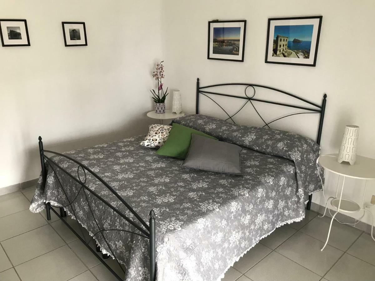 La Terrazzina Sul Tramonto Bed & Breakfast Forio di Ischia Exterior foto
